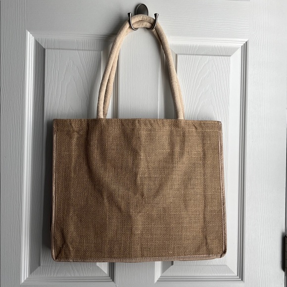 New Floral Embroidered Tan Tote Bag - Picture 2 of 7